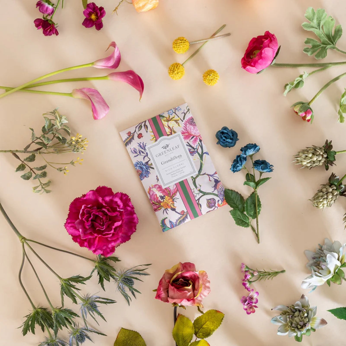 Grandiflora geurzakje van Greenleaf – royale geur, vegan & cruelty-free, geurt tot 6 maanden.