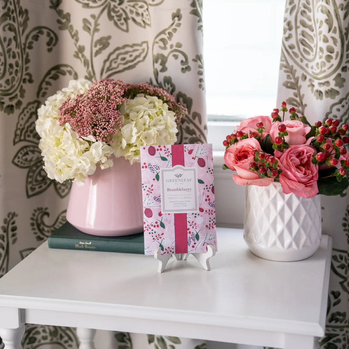 Brambleberry scented sachet van Greenleaf met framboos en amber