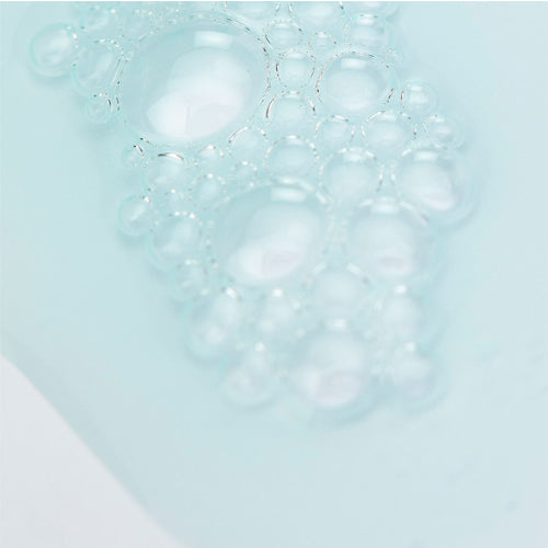 Textuur OLIGOFORCE Soothing Serum – lichte olieachtige vloeistof voor de gevoelige huid