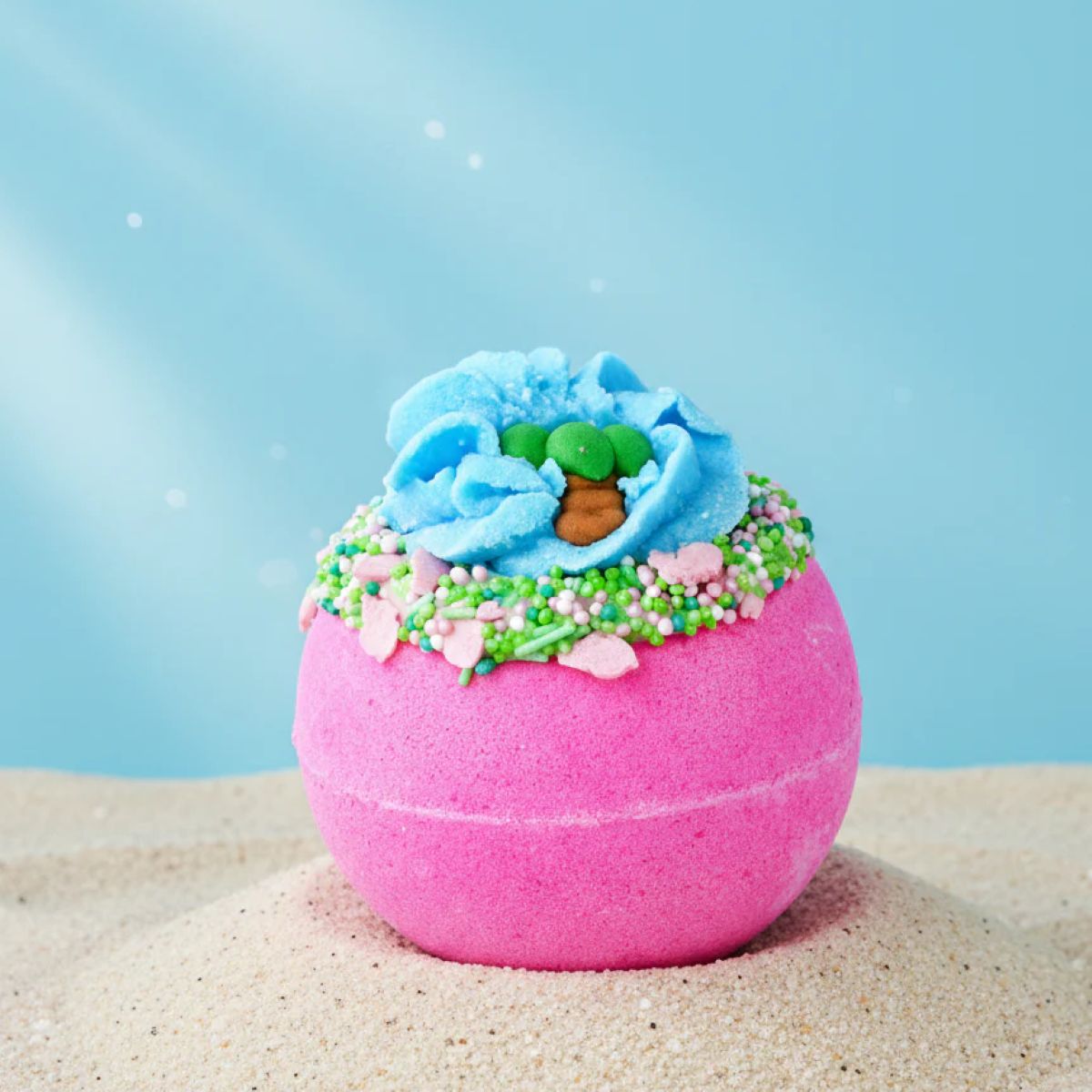 Bomb Cosmetics Palm Tree Dreams Bath Blaster met palmboom en tropische kleuren