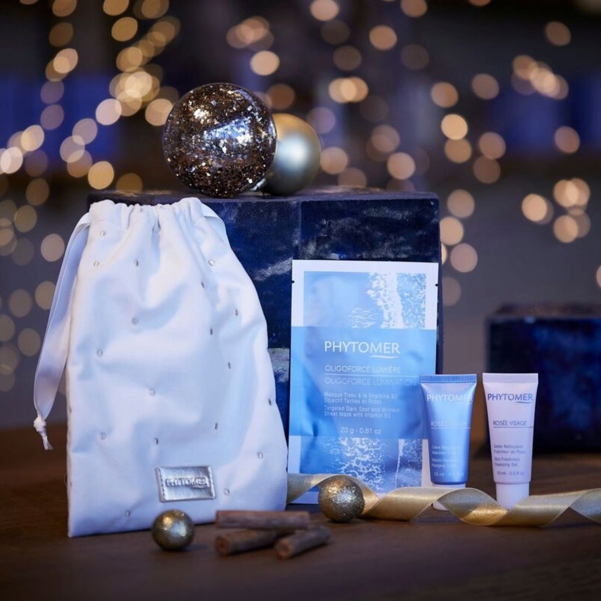 Phytomer Rosée Glow cadeauset met crème, reinigingsgel, sheetmasker en pouch