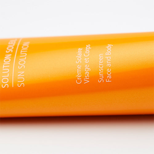 Toepassing Solution Soleil SPF 30 – bescherming tegen UVA en UVB-stralen