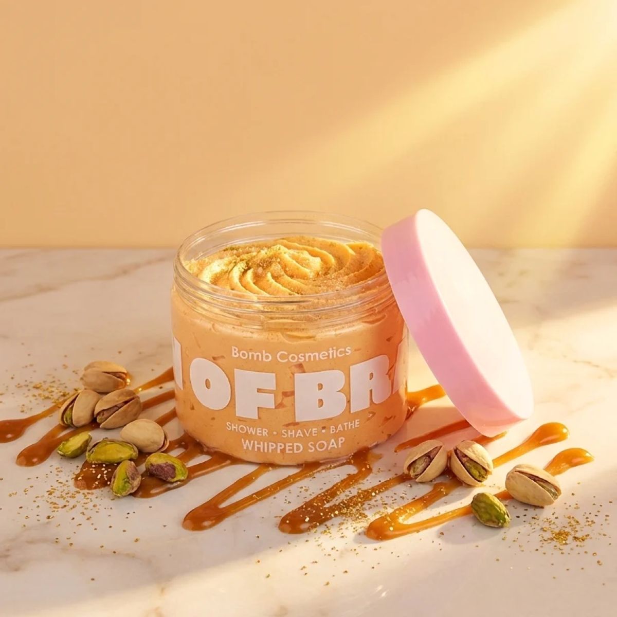 Bomb Cosmetics Sun of Brazil Whipped Soap met romige textuur en zonnige geur