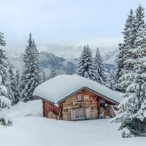Blokhut in de sneeuw , Woodland Holiday Waxmelt – geurblokje van sojawas met munt, eucalyptus, ceder, patchouli en wierook, frisse winterse mix.