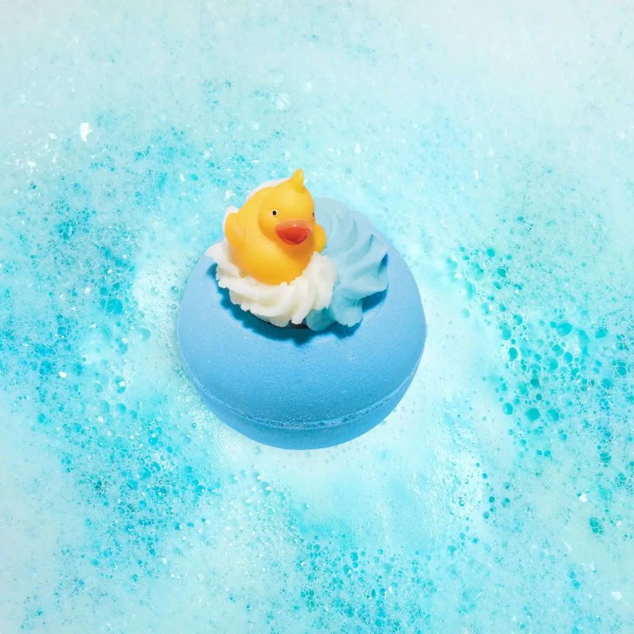 Pool Party Bath Blaster bruisend in bad met lavendel, sheaboter en badeendje