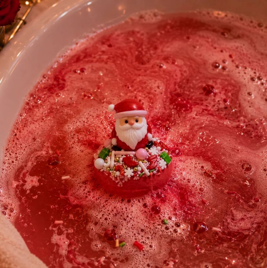 Santa Baby One More Time Bath Blaster bruisend in bad – Bomb Cosmetics kerst bruisbal